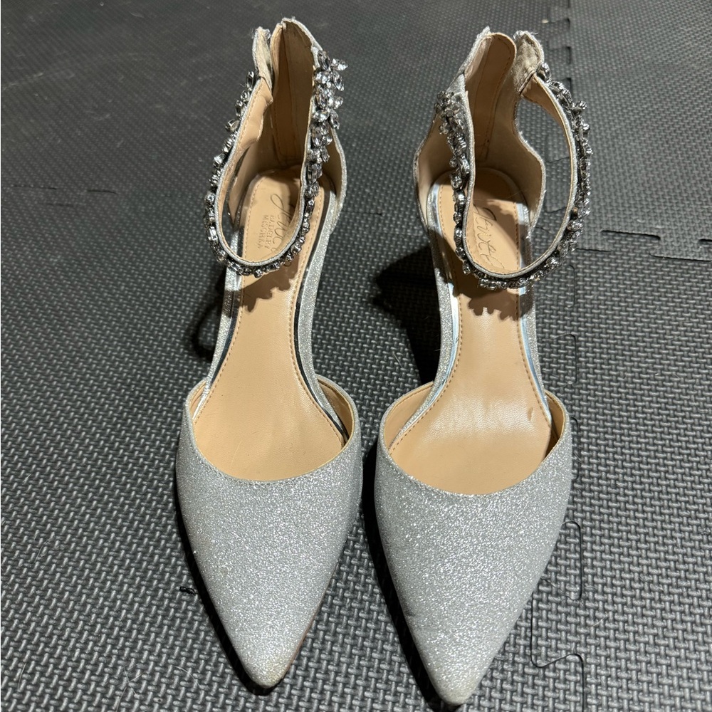 Badgely Mishka dress shoes